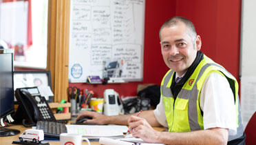 Arrow selfdrive office member